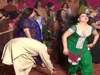 새로운 화려한 sedusive mujra 댄스 2019 나체상 mujra 댄스 2019 #hot #sexy #mujra #dance