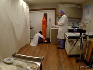 Privaatne vangla tabatud kasutamine inmates jaoks meditsiiniline kontrollimine & experiments - peidetud video&excl; vaatama kui inmate on kasutatud & alandust poolt meeskond kohta arstid - donna leigh - orgasm teadustöö inc vangla edition osa mina kohta 19