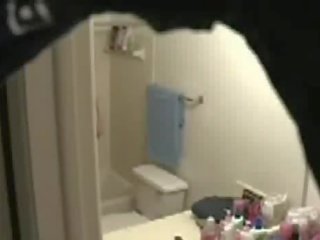 Neįtikėtinas paauglys vujaristas kamera vonia