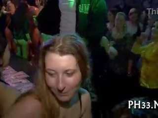 Bang liar patty di malam kelab