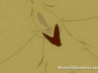 Green flokë anime transeksual qirje një hottie chick`s i ngushtë mbërthim