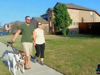 Adventurous amateur couple balançant avec une plein échanger