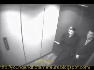 Chick Sucks Her Boss At Elevator For A Pay Raise
