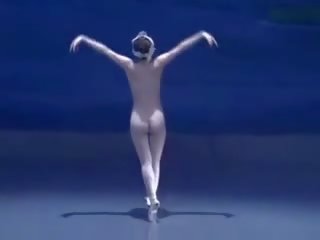 Nuogas azijietiškas ballet