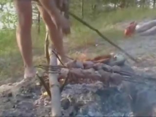 Amateur outdoor fucking in the lake