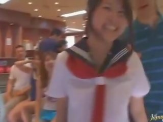 Ein bruder und schwester aus japan gehen ahead ein porno discovery 