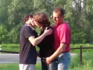 Daring javno skupina seks video skupinsko posilstvo trojček orgija del 1